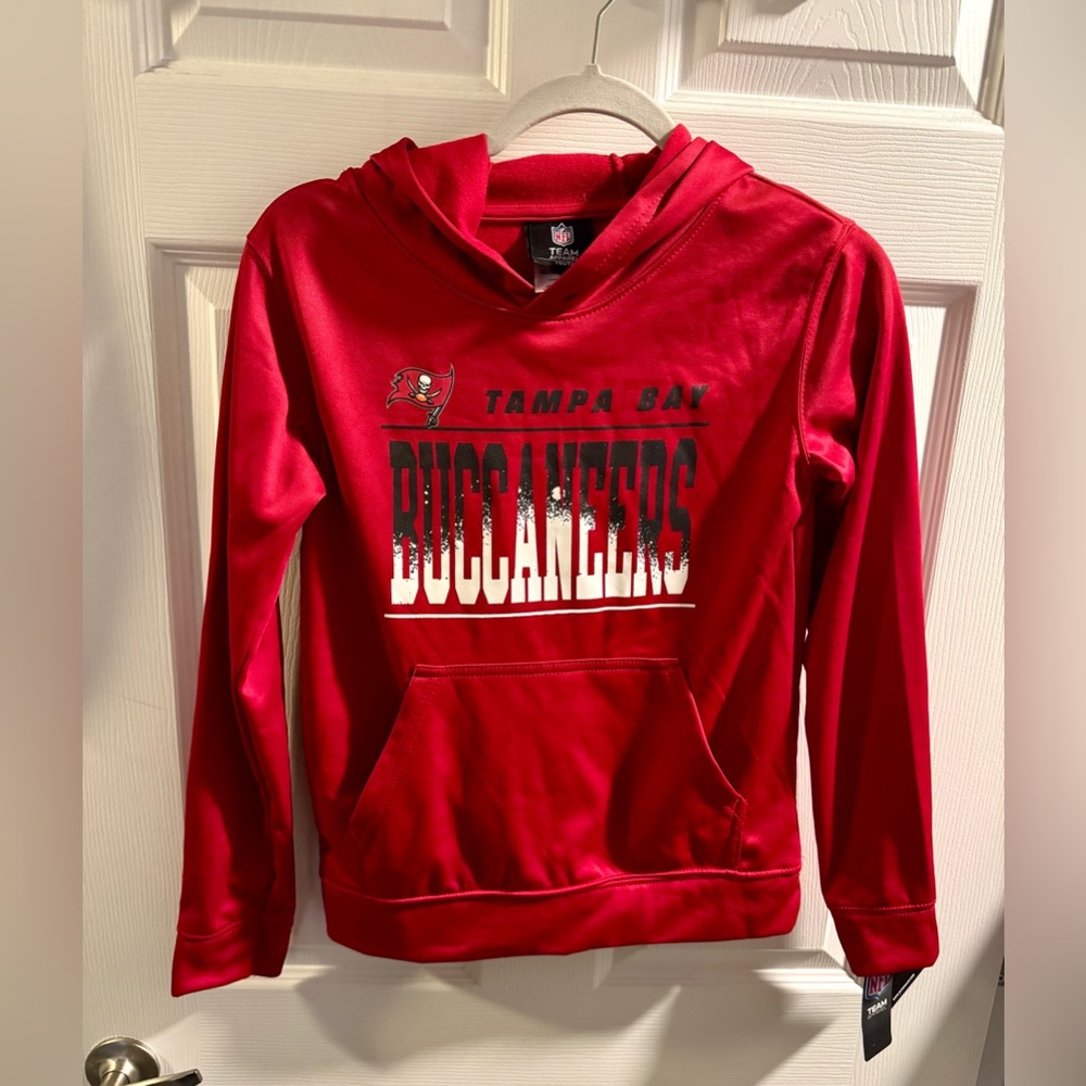 NWT Kids NFL Hoodie Tampa Bay Buccs Med10/12 NEW